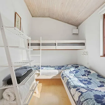 Enjoy The Silence And Stunning View Over The Sea Spottrup
