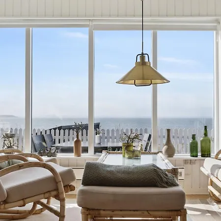 Feriehus Nyd Roen Med Panoramablik Over Limfjorden