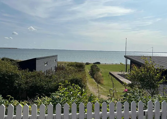 Feriehus Enjoy The Silence And Stunning View Over The Sea Spøttrup