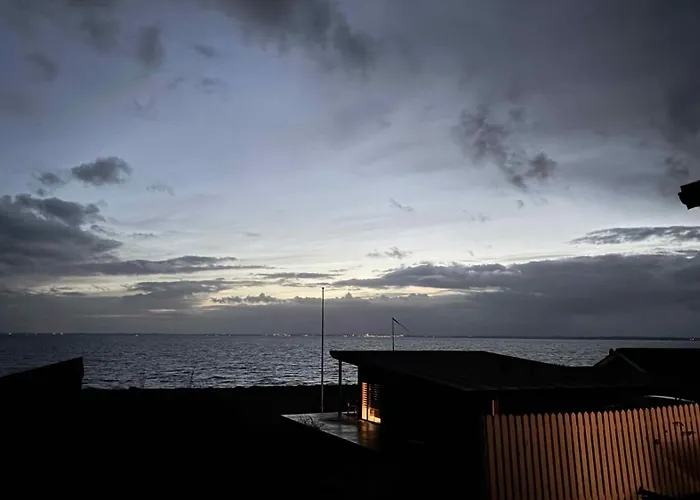 Enjoy The Silence And Stunning View Over The Sea Feriehus Spøttrup
